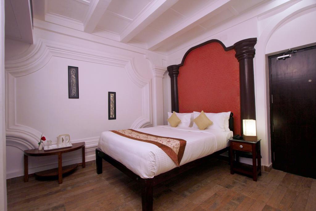 Le Chateau Pondicherry Rom bilde