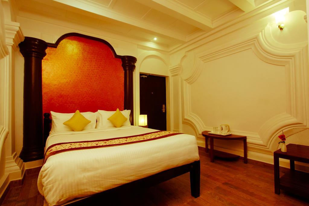 Le Chateau Pondicherry Rom bilde